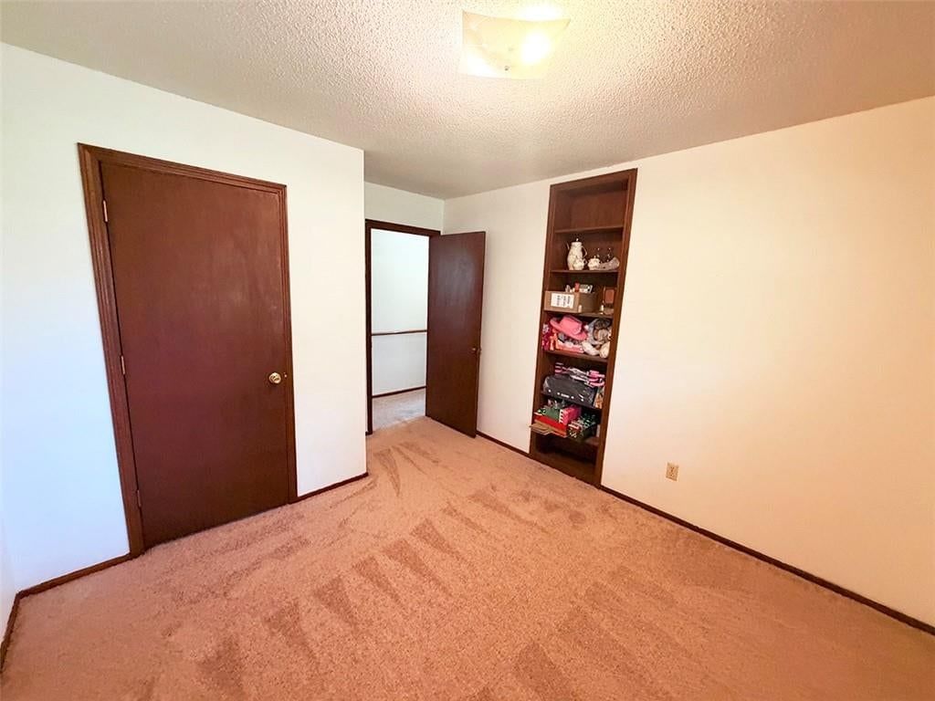 2414 N Hoover Road — photo 55