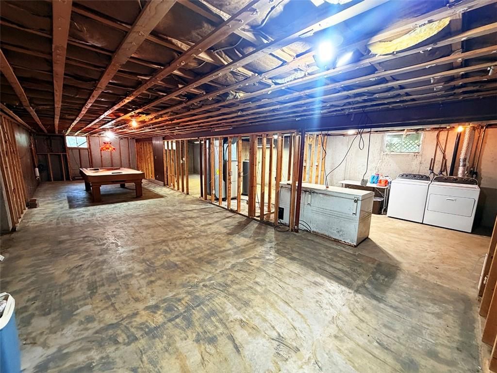 2414 N Hoover Road — photo 64