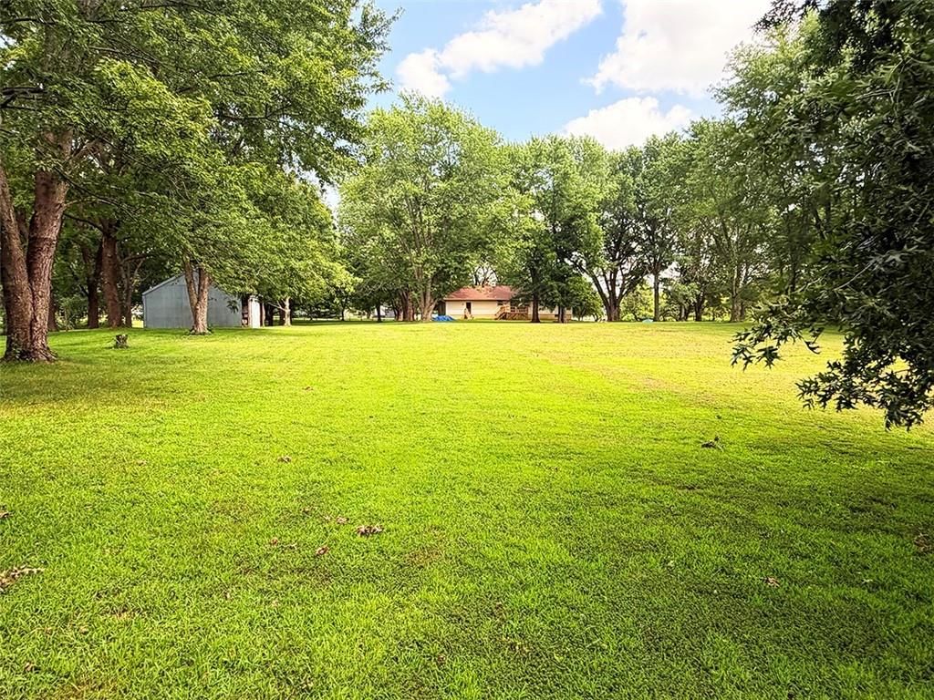 2414 N Hoover Road — photo 95