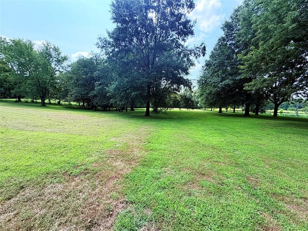 2414 N Hoover Road — photo 96