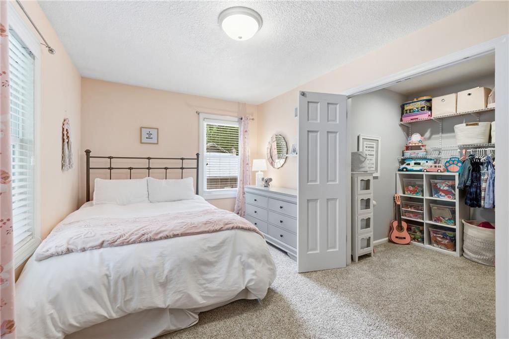 12625 Overbrook Road — photo 32