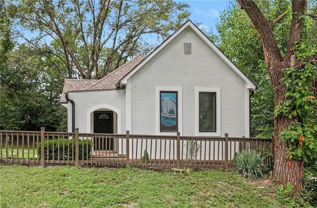 302 S Boeke Street — photo 3