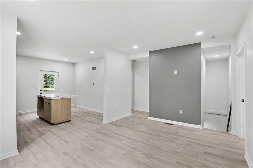 302 S Boeke Street — photo 5