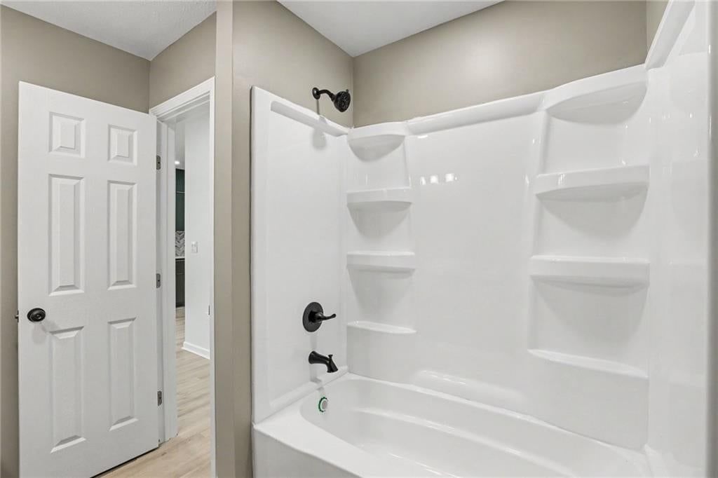 302 S Boeke Street — photo 15