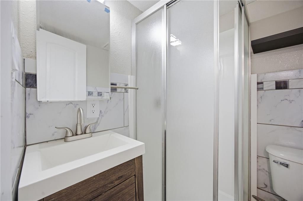 4404 Jackson Avenue — photo 19