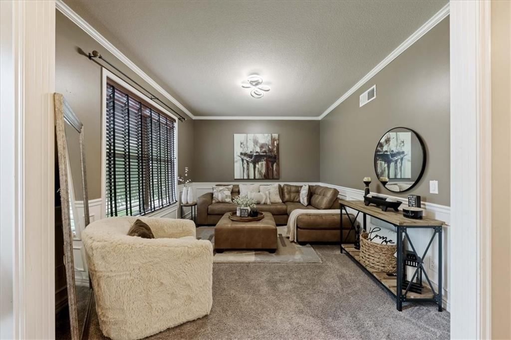 1222 Wiltshire Boulevard — photo 4