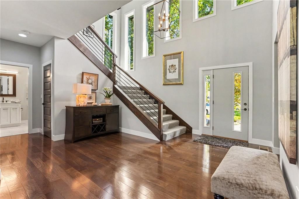 Photo 7 of 62 - 4718 N Mulberry Court, Kansas City, MO 64116