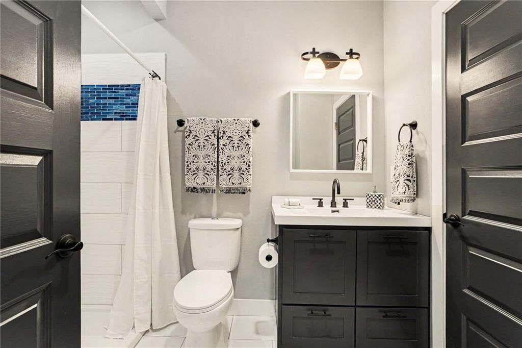 Photo 29 of 62 - 4718 N Mulberry Court, Kansas City, MO 64116
