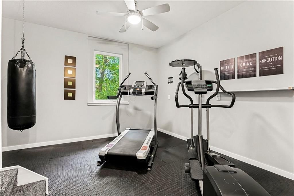 Photo 46 of 62 - 4718 N Mulberry Court, Kansas City, MO 64116