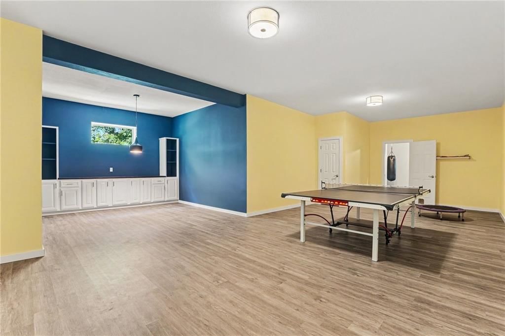 Photo 47 of 62 - 4718 N Mulberry Court, Kansas City, MO 64116