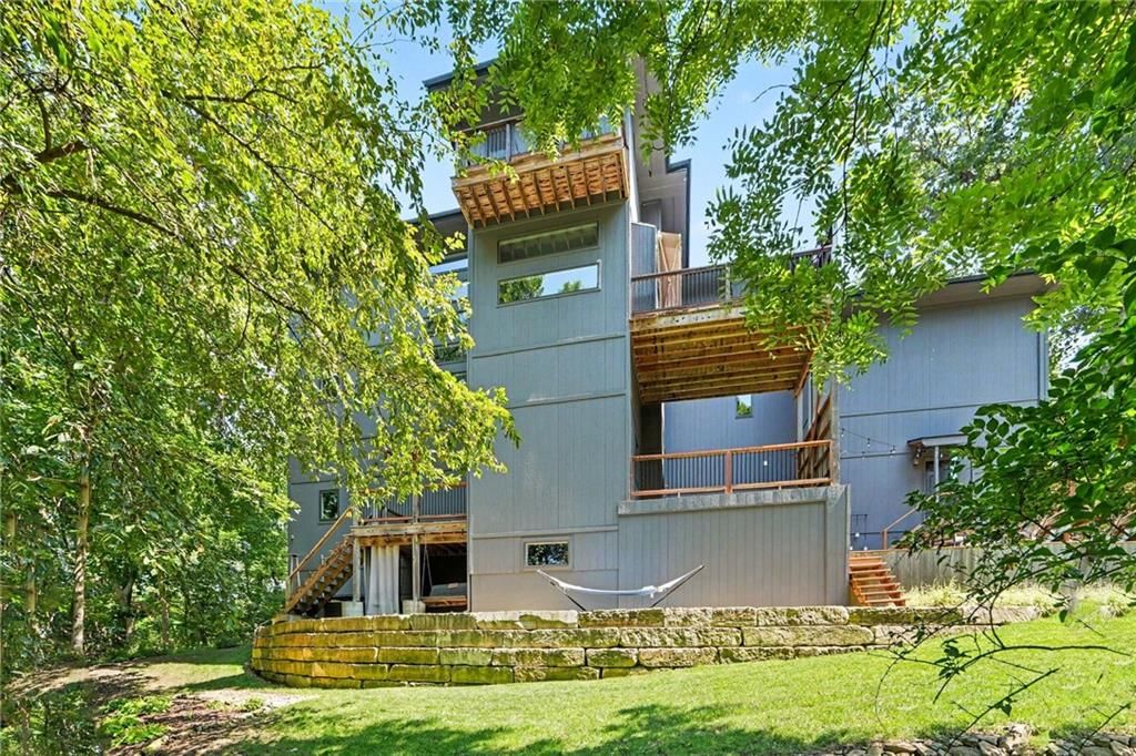 Photo 54 of 62 - 4718 N Mulberry Court, Kansas City, MO 64116