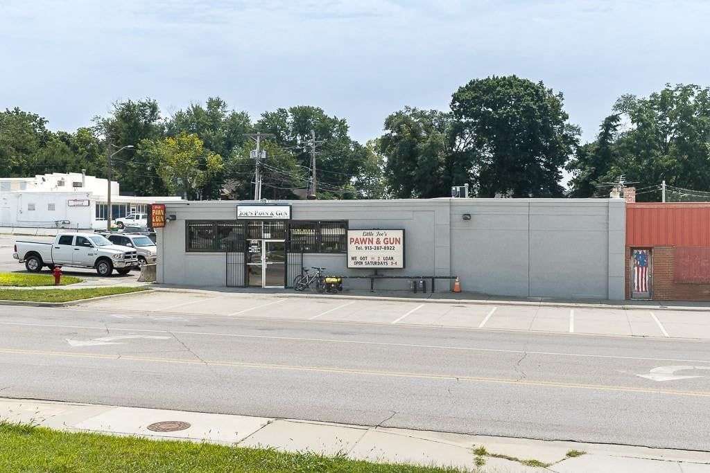 5101 Leavenworth Road — photo 2