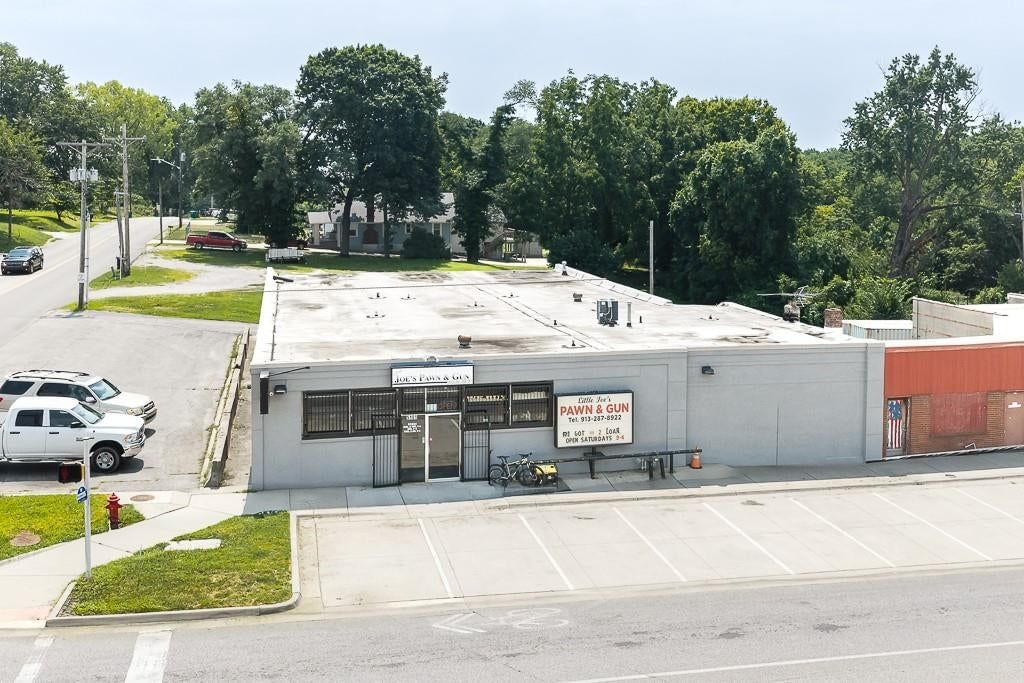 5101 Leavenworth Road — photo 3