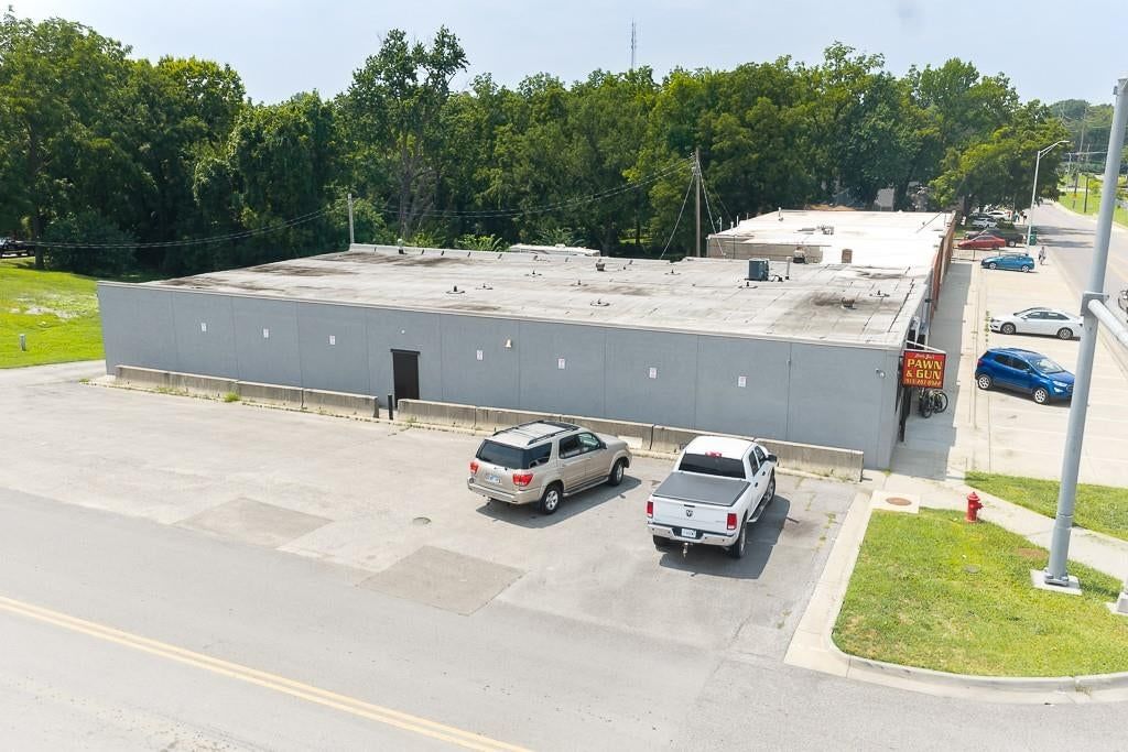 5101 Leavenworth Road — photo 8