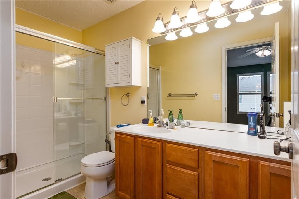 5438 N Fairmount Avenue — photo 17