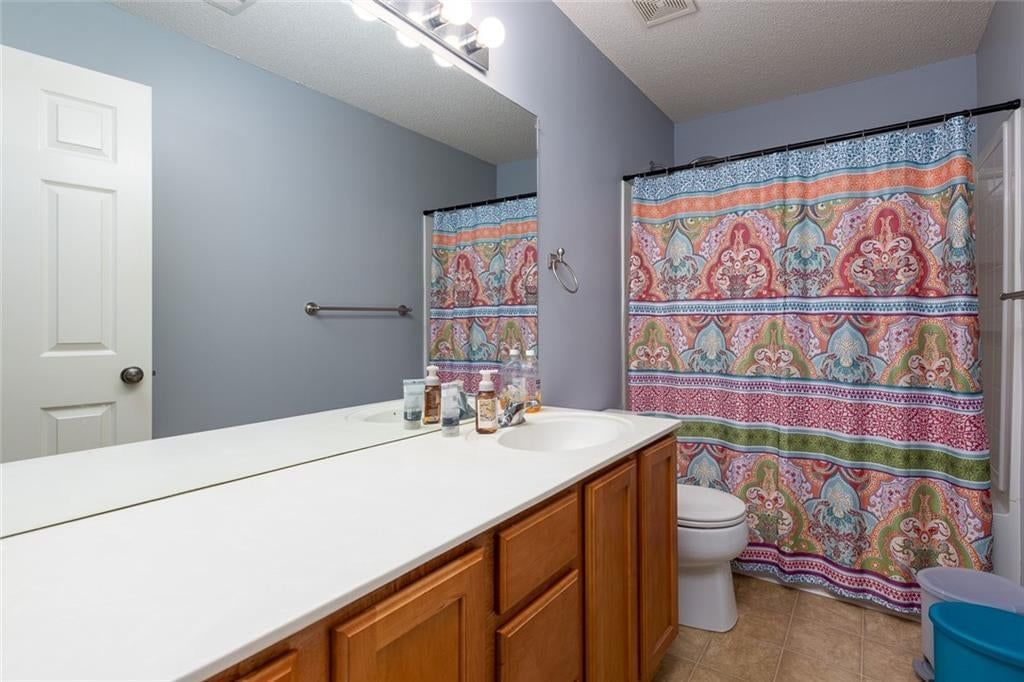 5438 N Fairmount Avenue — photo 20