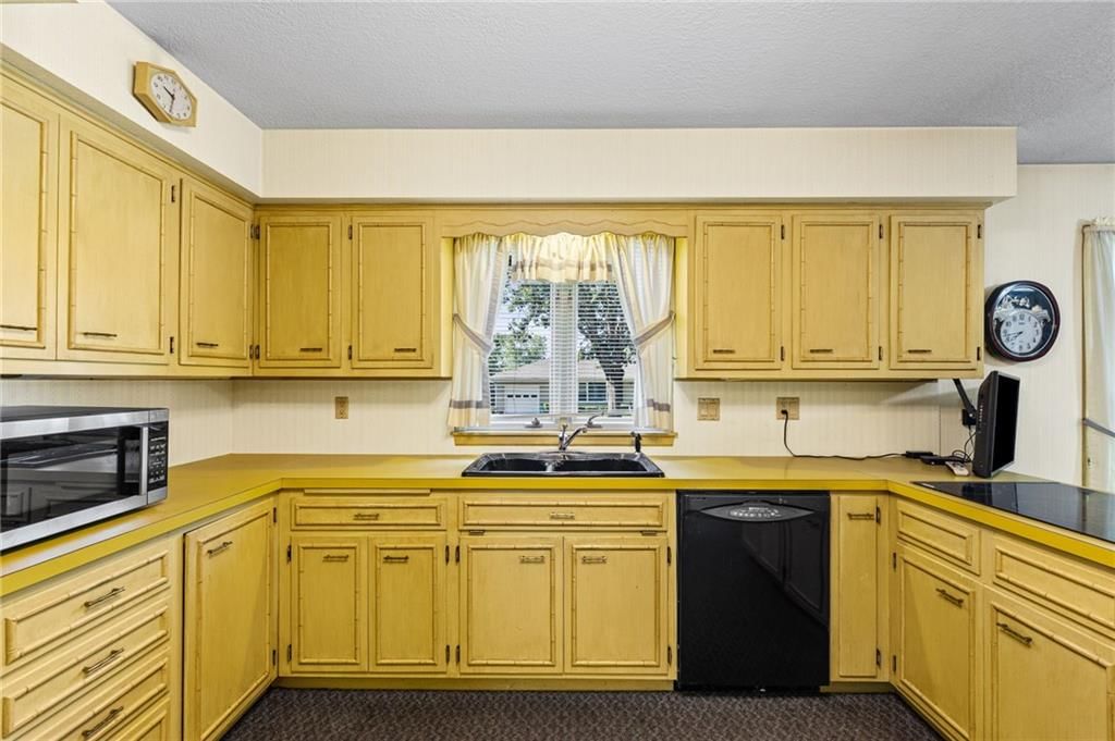 1102 Nakomis Drive — photo 16