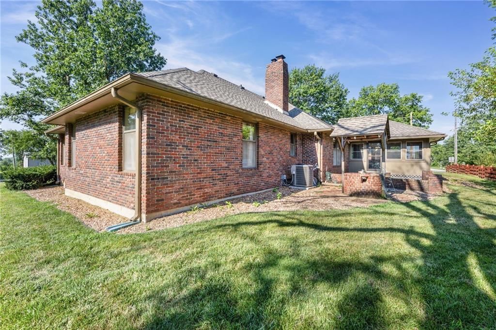 1102 Nakomis Drive — photo 58