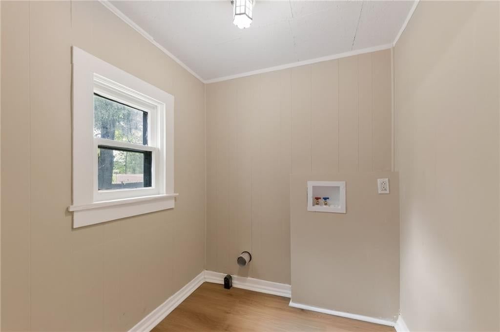 604 Laramie Street — photo 9
