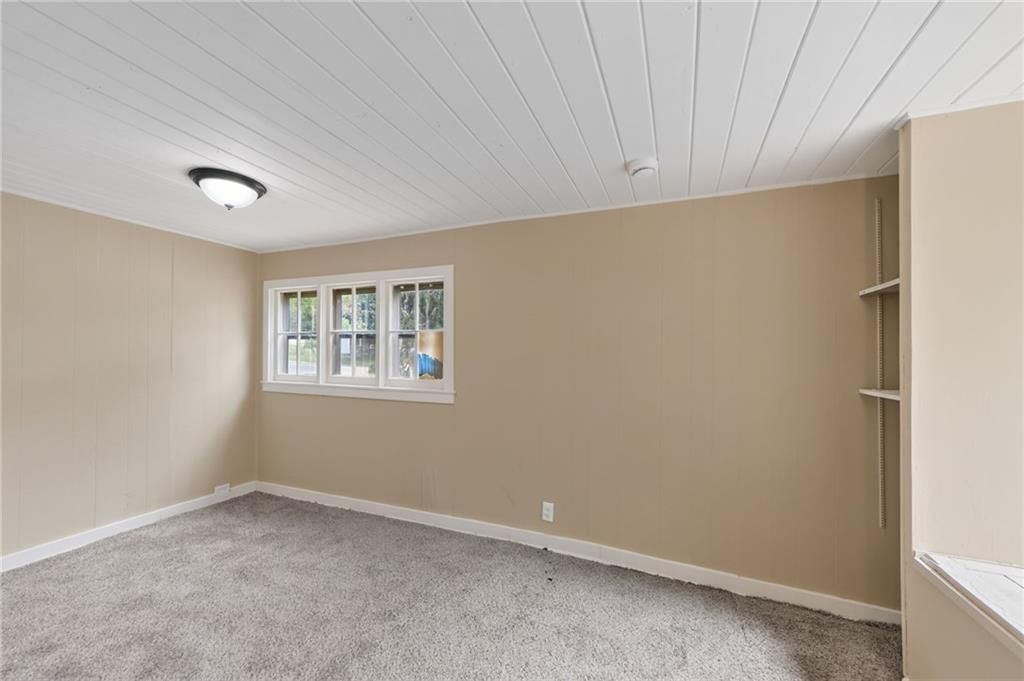 604 Laramie Street — photo 13