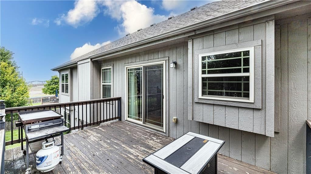 880 N Alder Street — photo 24