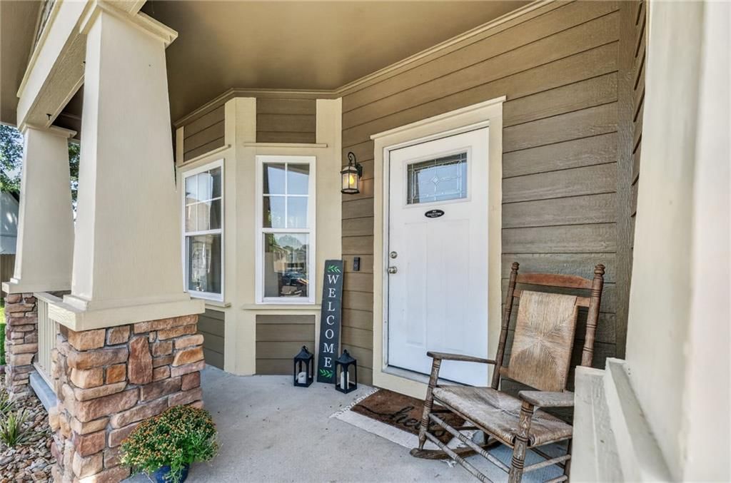 2000 Riverstone Drive, Excelsior Springs, MO: listing photo 3