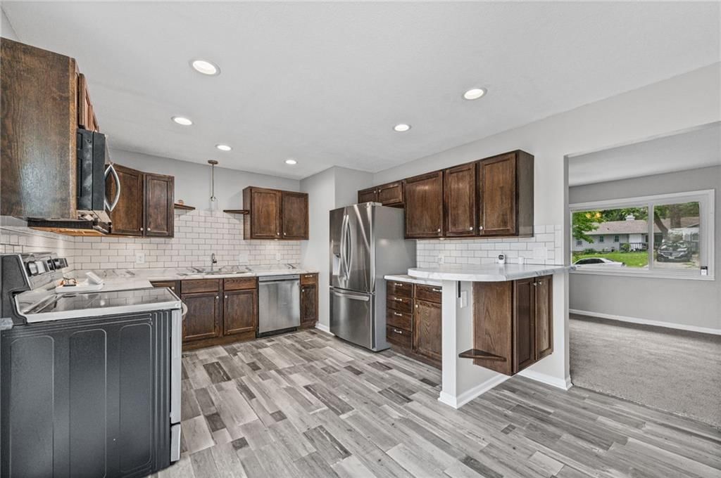 10711 Bristol Terrace — photo 9