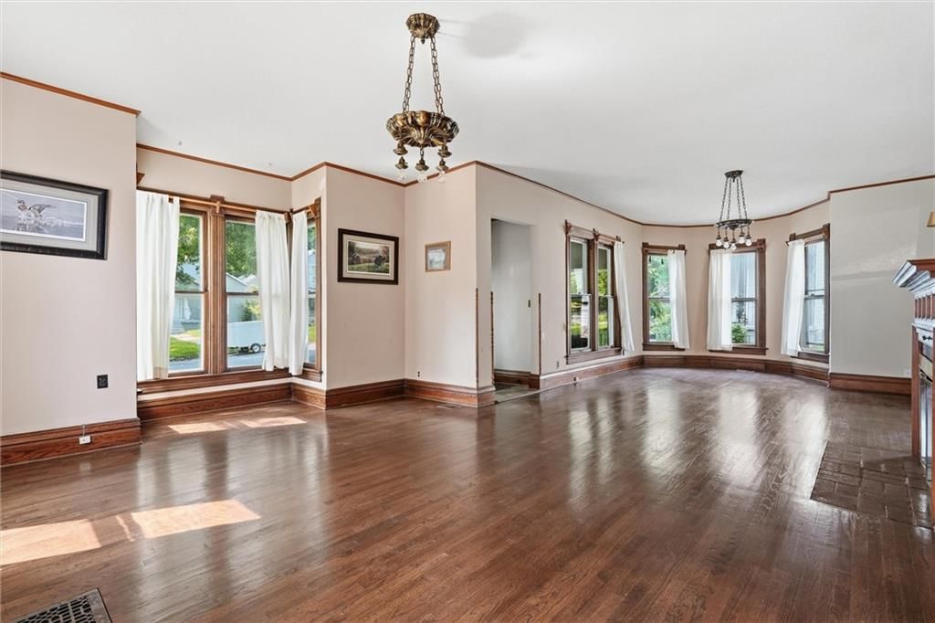 736 Walnut Street — photo 9