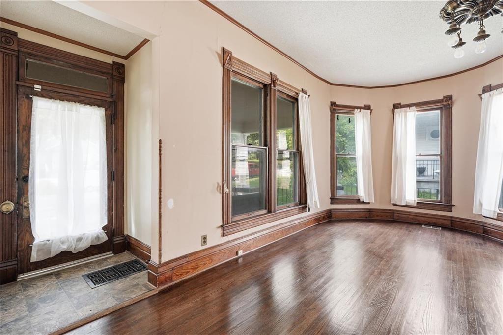 736 Walnut Street — photo 13