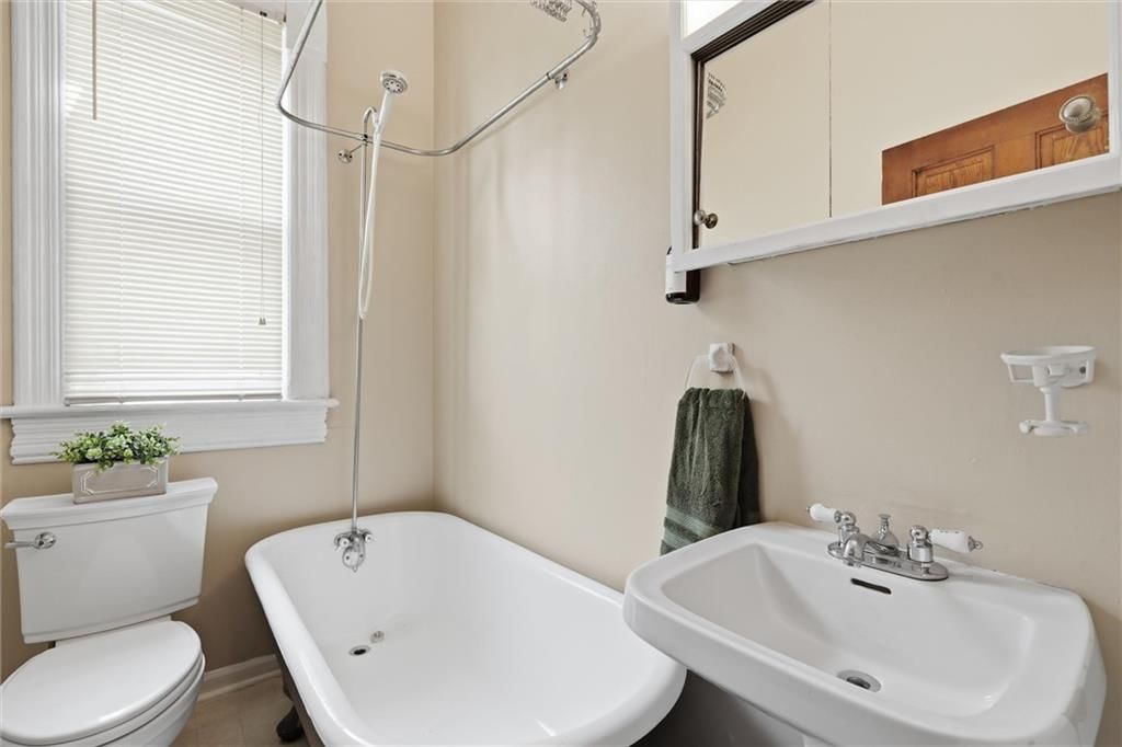736 Walnut Street — photo 24