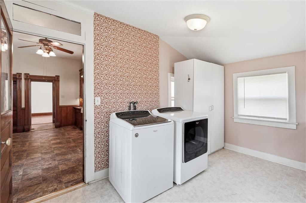 736 Walnut Street — photo 27
