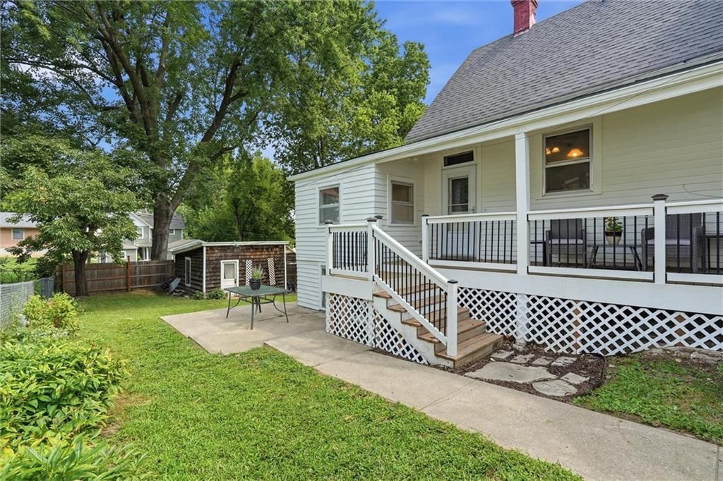 736 Walnut Street — photo 34