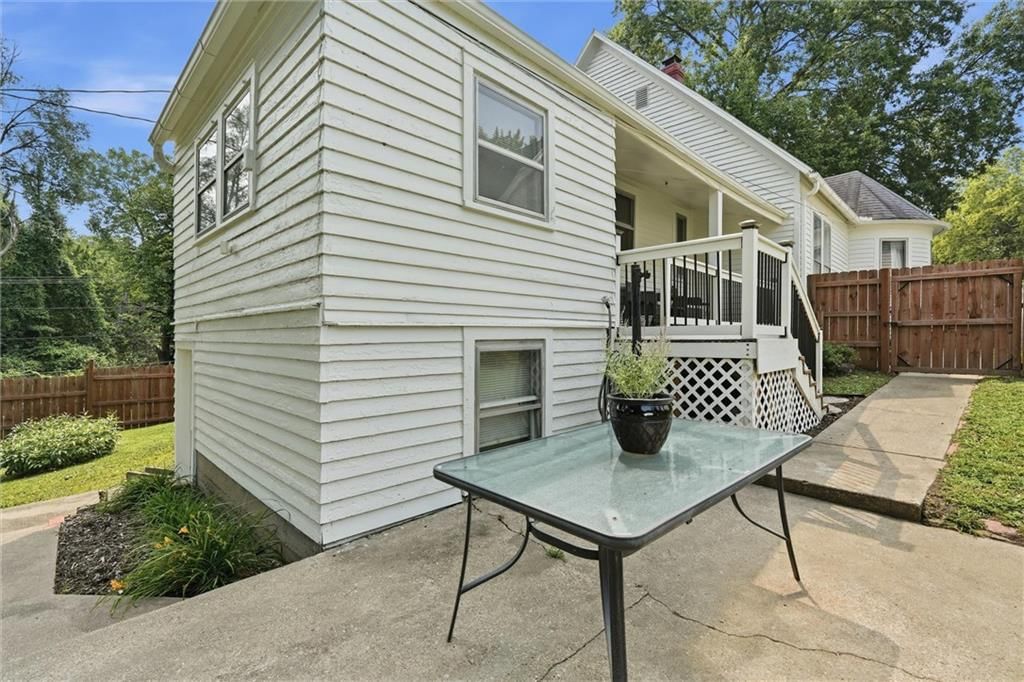 736 Walnut Street — photo 35