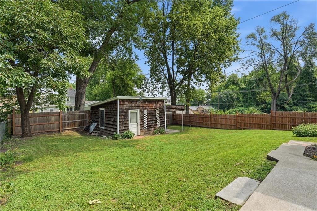 736 Walnut Street — photo 36