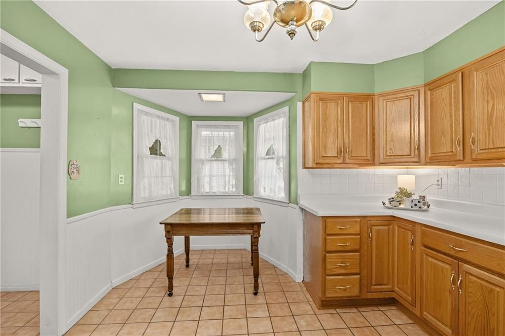 102 N Noyes Boulevard — photo 3