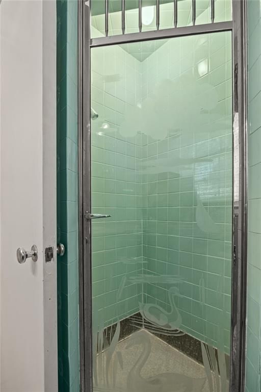 102 N Noyes Boulevard — photo 16