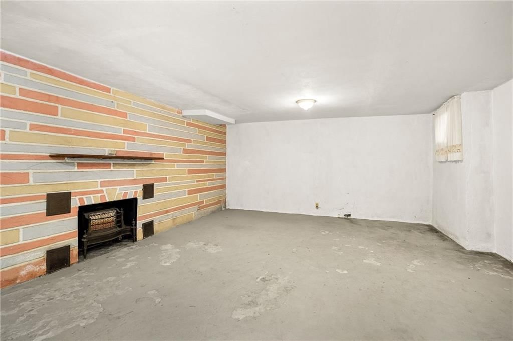 102 N Noyes Boulevard — photo 28