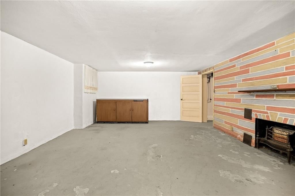 102 N Noyes Boulevard — photo 29