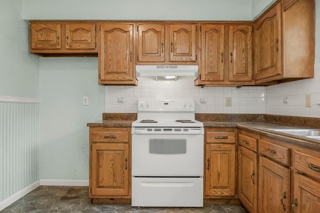 504 E Osage Street — photo 7
