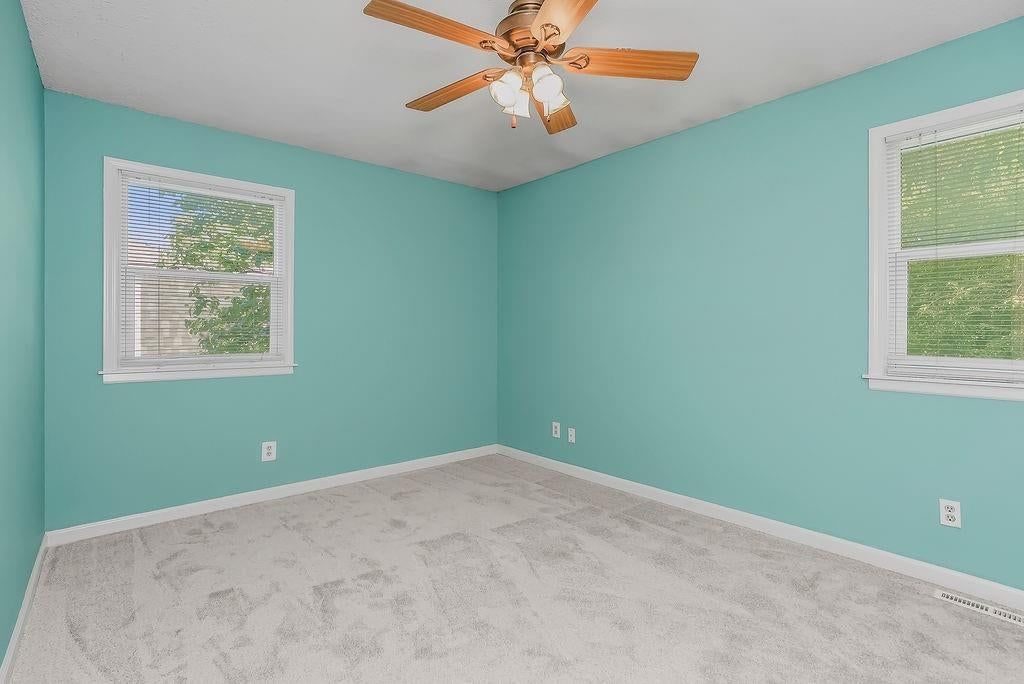 504 E Osage Street — photo 10