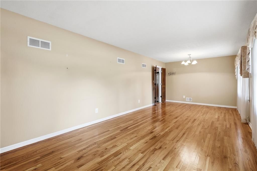 1701 Willow Circle — photo 6