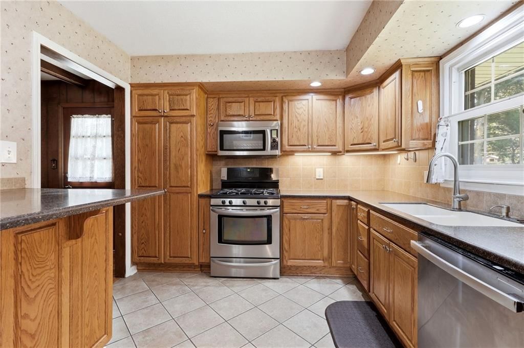 1701 Willow Circle — photo 14