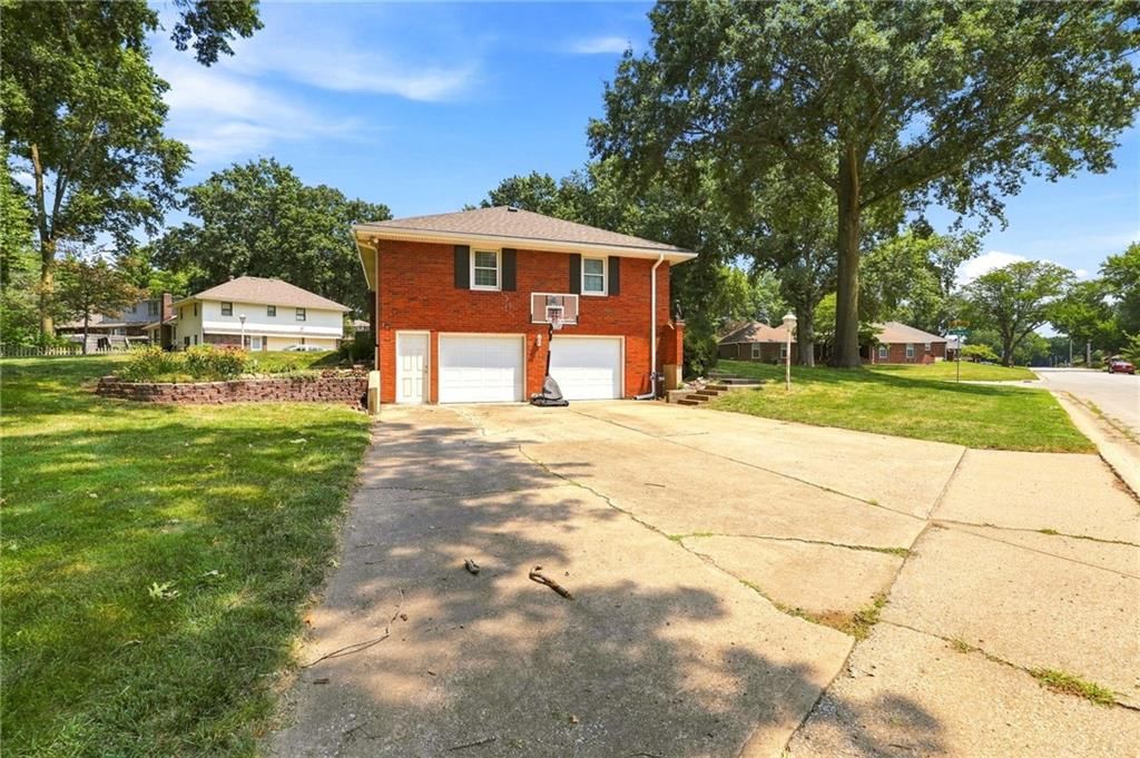 1701 Willow Circle — photo 36