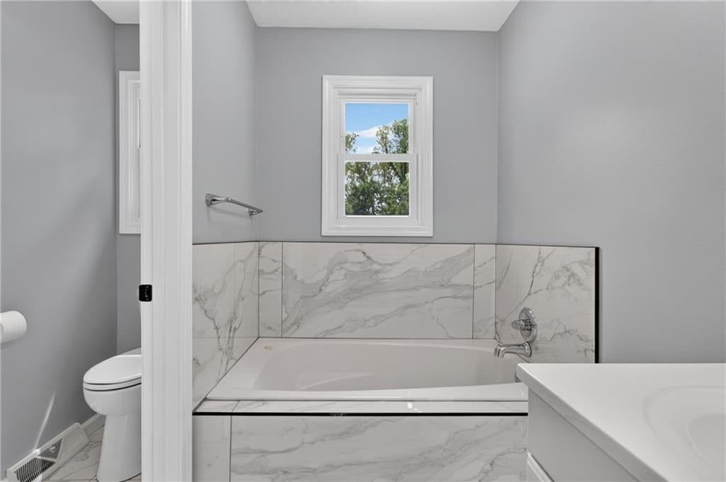 9310 NW 68th Street — photo 23