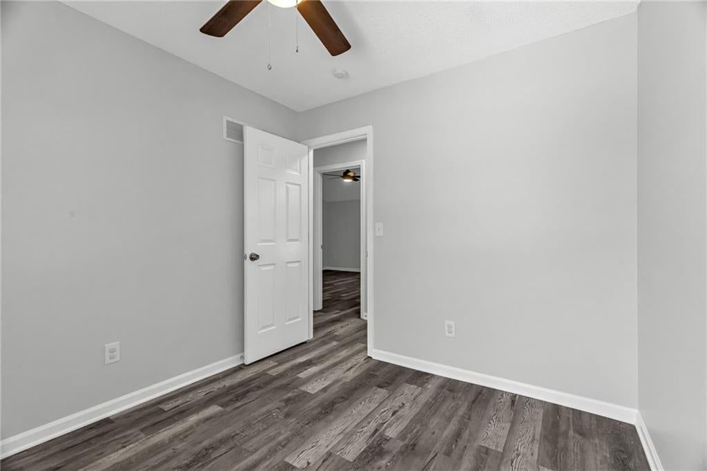 1504 NE Auburn Drive — photo 14