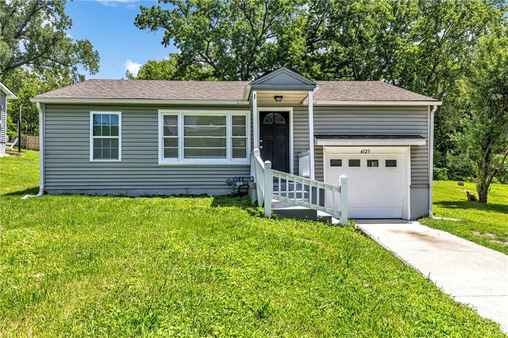 4123 N Cleveland Avenue — photo 1
