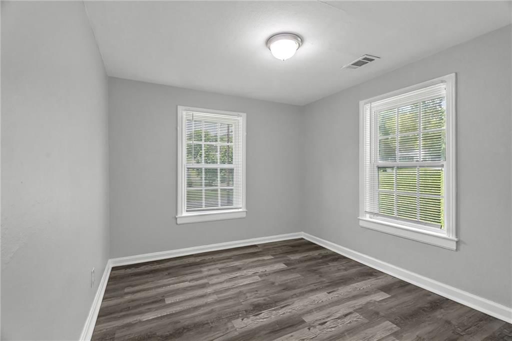 4123 N Cleveland Avenue — photo 5