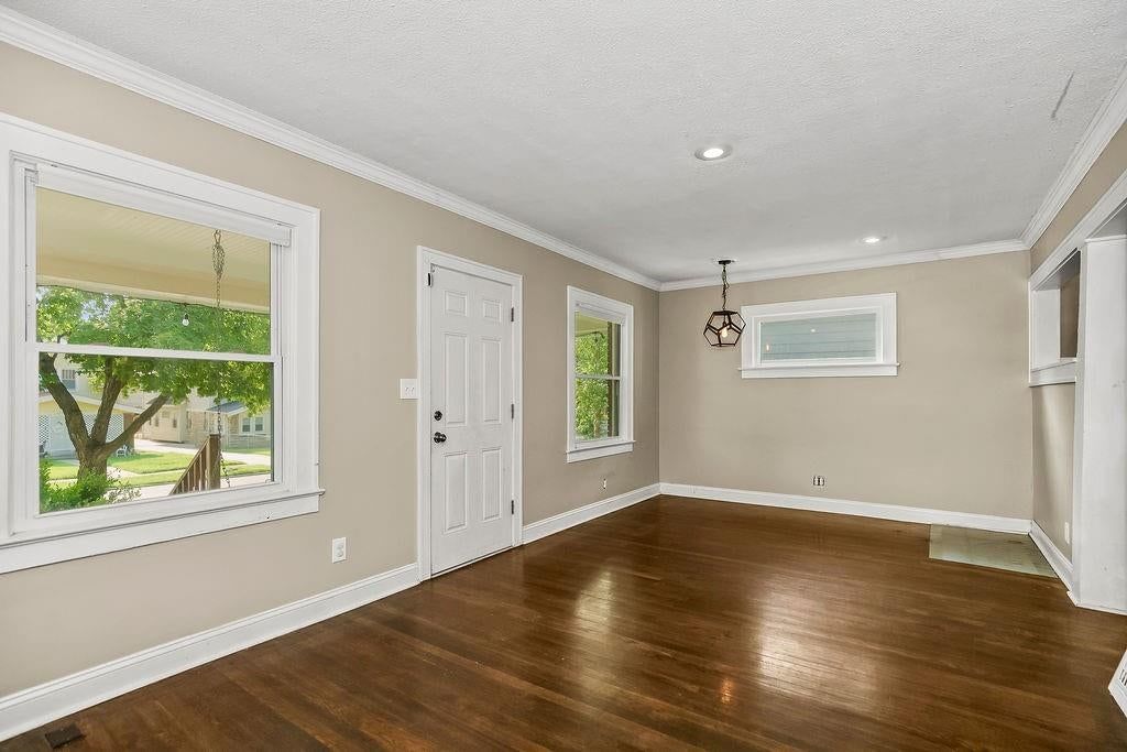 5225 Brookwood Avenue — photo 4