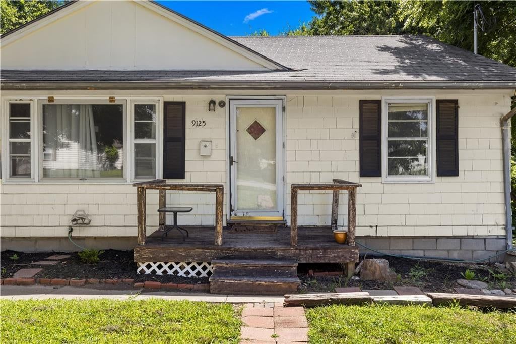 9125 Cherry Street — photo 1