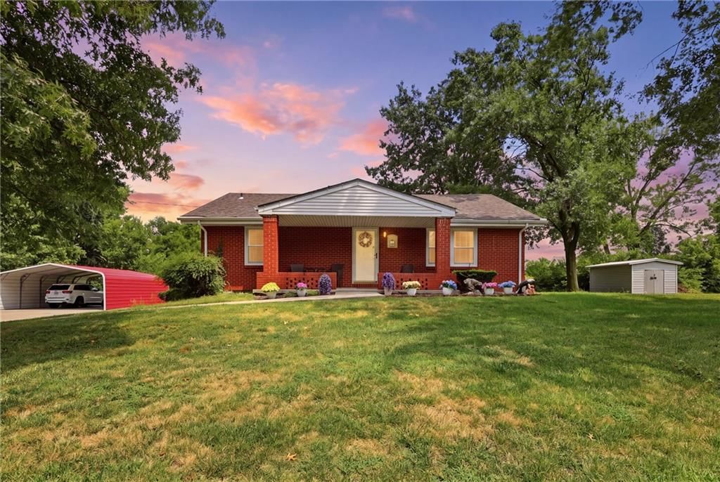 9404 NE Cookingham Drive — photo 3